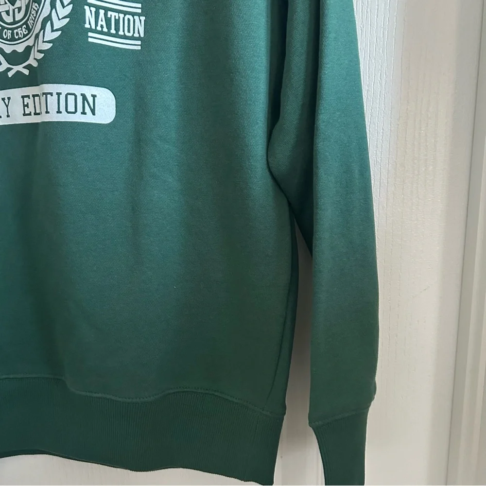 NWT Green Ireland Sweatshirt Size Small - Picture 4 of 5